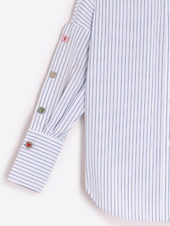 Vilagallo Mikaela Stripe Fun Button Sleeve Blouse