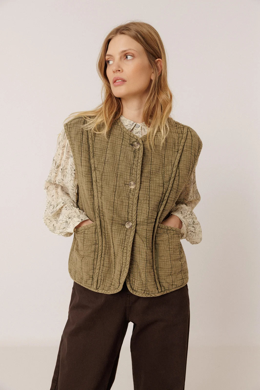 Indi & Cold Art Deco Chiffon Collared Blouse
