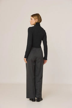 Indi & Cold  Sam Side Zip Pant