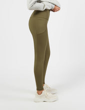 Load image into Gallery viewer, Fig Fairmount Legging