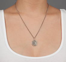 Load image into Gallery viewer, Pyrrha Selflessness Necklace N1368-18