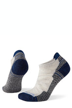 Load image into Gallery viewer, Smartwool Women&#39;s Hike Light Cushion Low Ankle Socks