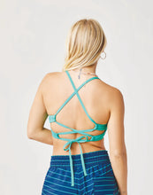 Load image into Gallery viewer, Carve Designs Camari Swim Top (Bra Sizes C &amp; DD Cup)